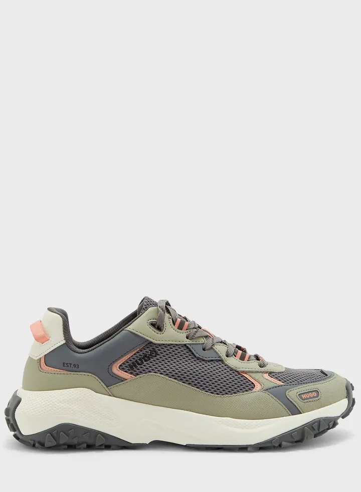 Casual Low Top Sneakers