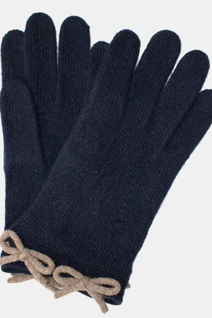 Gloves With Bows