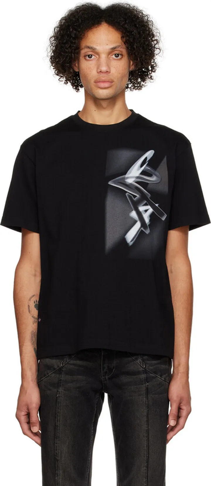 C2H4 Black 'Winter Voyage' Multidimensional T-Shirt