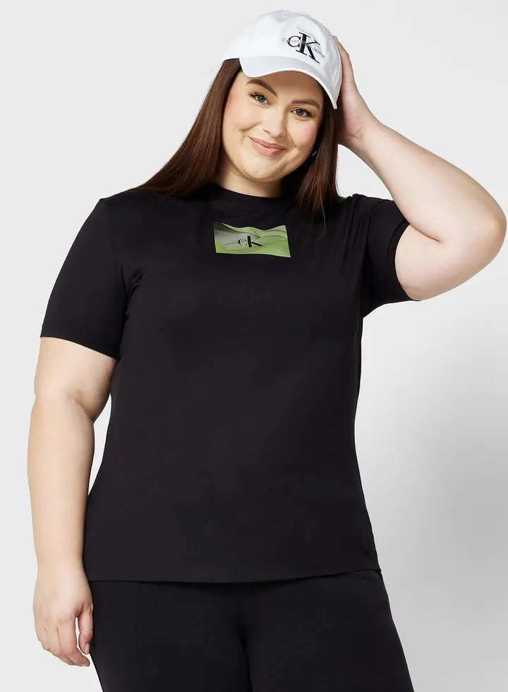 Crew Neck Slim Fit Logo T-Shirt