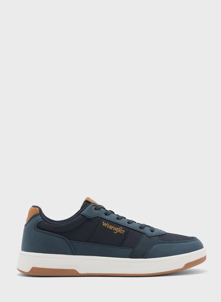 Woody Low Top Sneakers