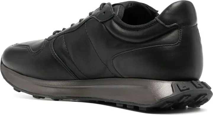 Black H601 Low Top Leather Sneakers