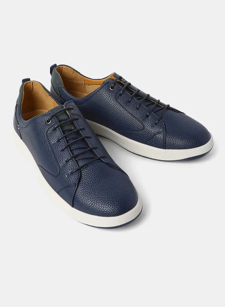 Low Top Sneakers
