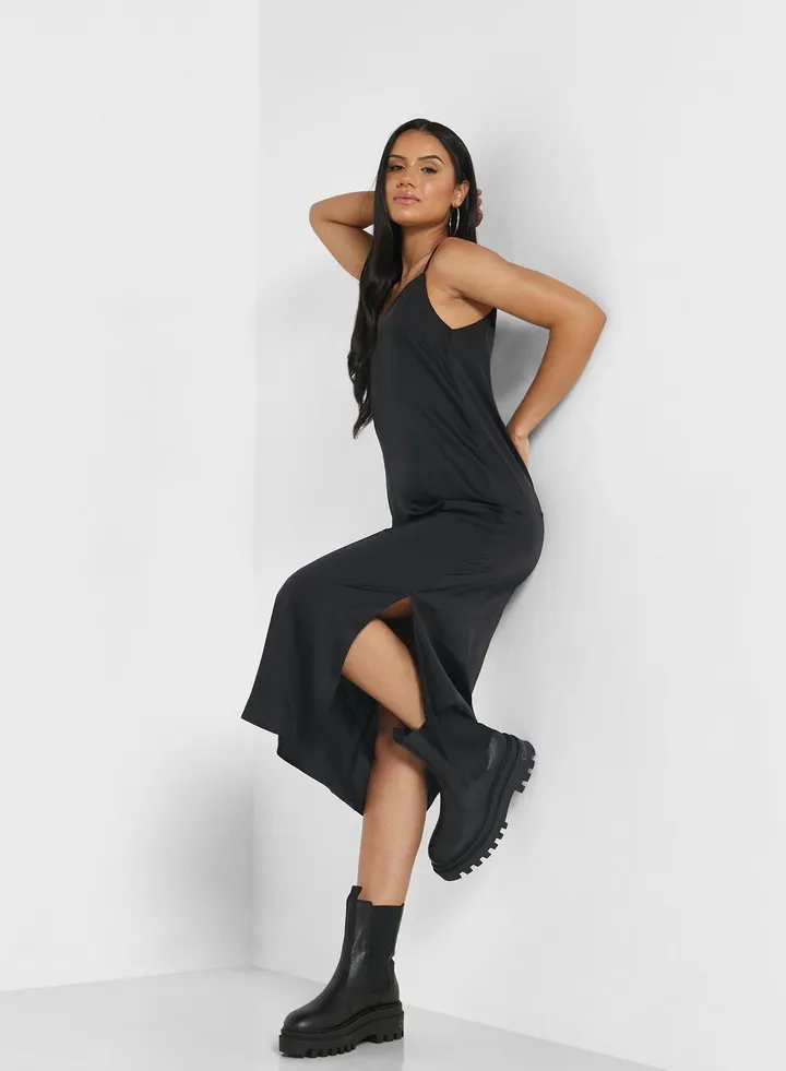 Side Slit Strappy Knitted Dress