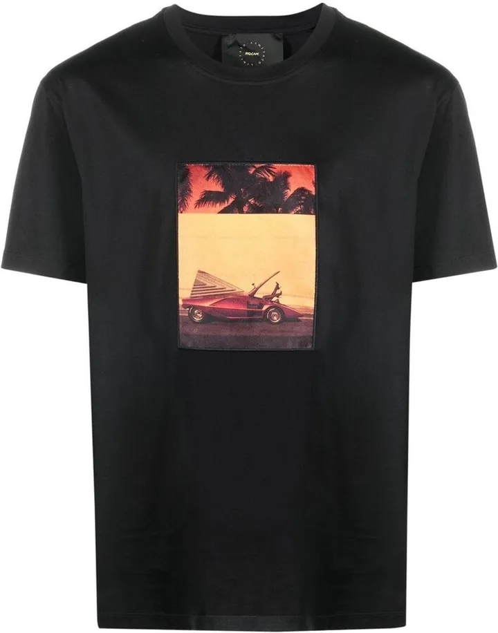graphic-print short-sleeved T-shirt