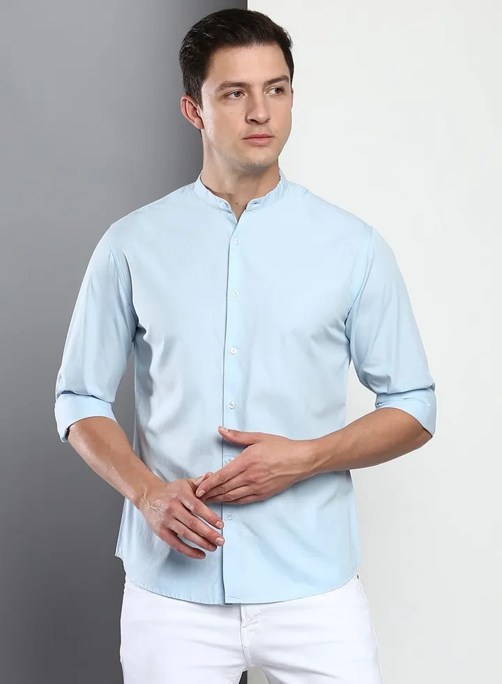 Men's Solid Slim Fit Cotton Casual Shirt with Spread Collar & Full Sleeves.