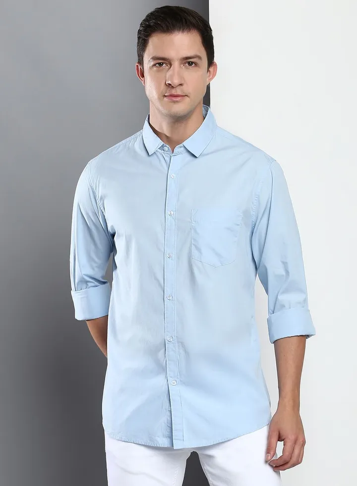Men's Solid Slim Fit Cotton Casual Shirt with Spread Collar & Full Sleeves.