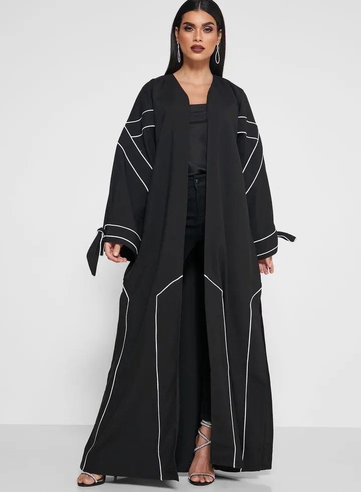 Pippin Detail Abaya