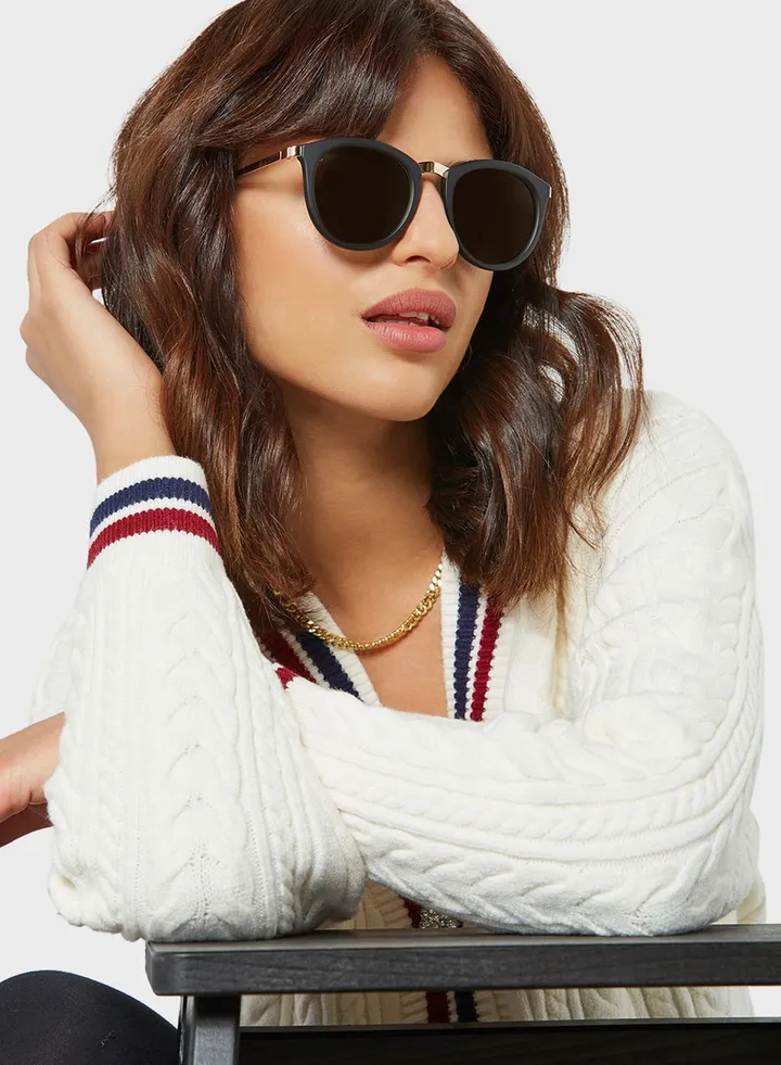 No Smirking Round Sunglasses