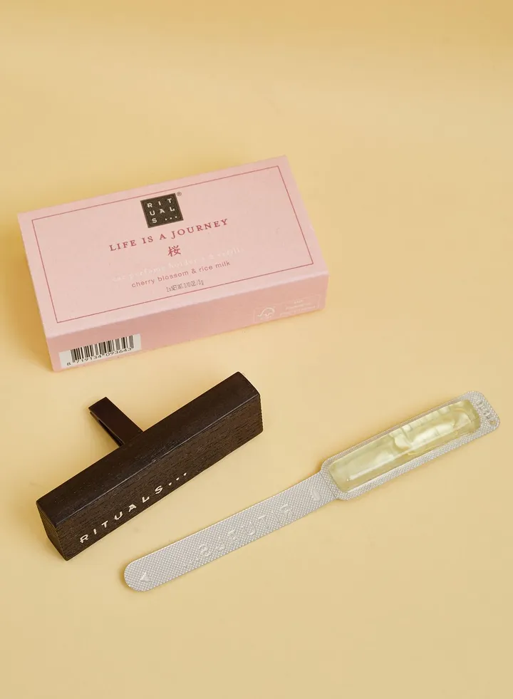 Life Is A Journey - Sakura Car Perfume