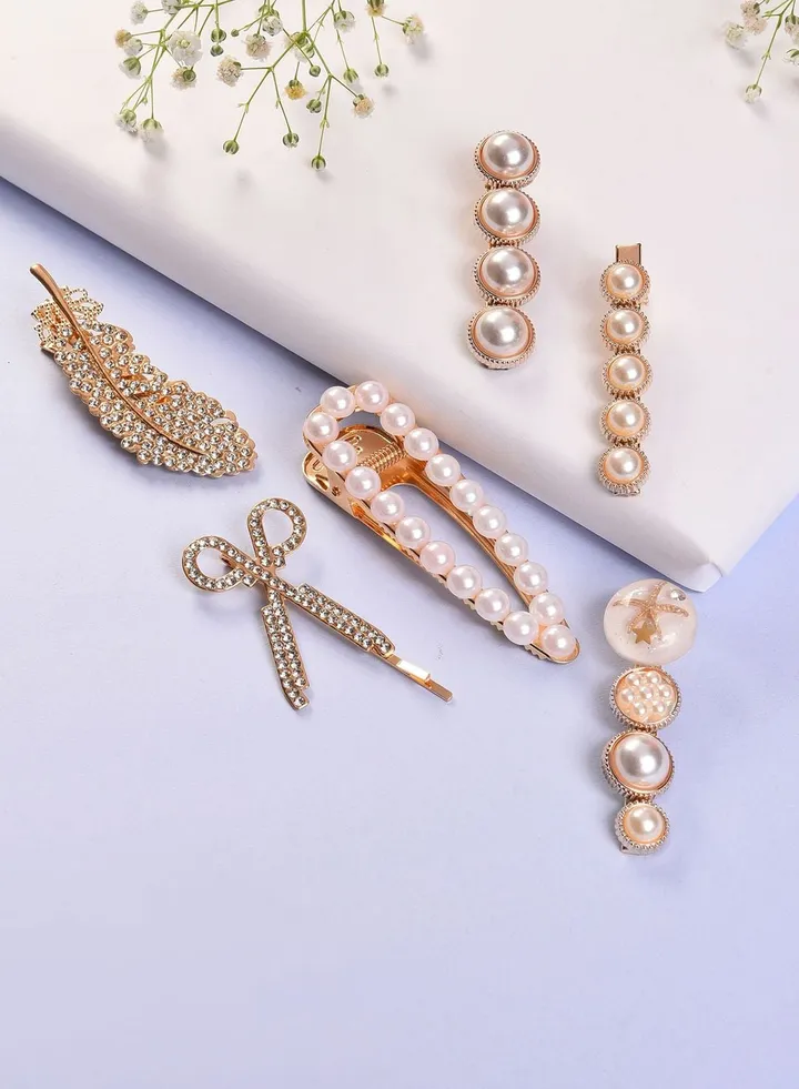 Pack of 6 Gold Plated Pearls Hair Pin