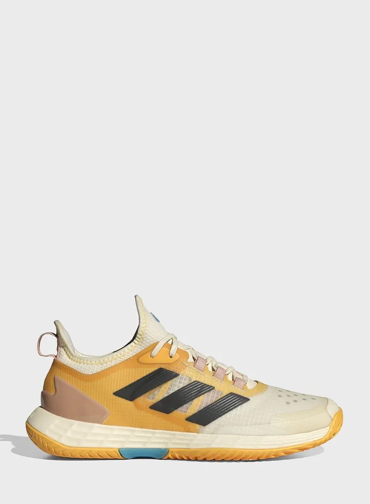 Adizero Ubersonic 4