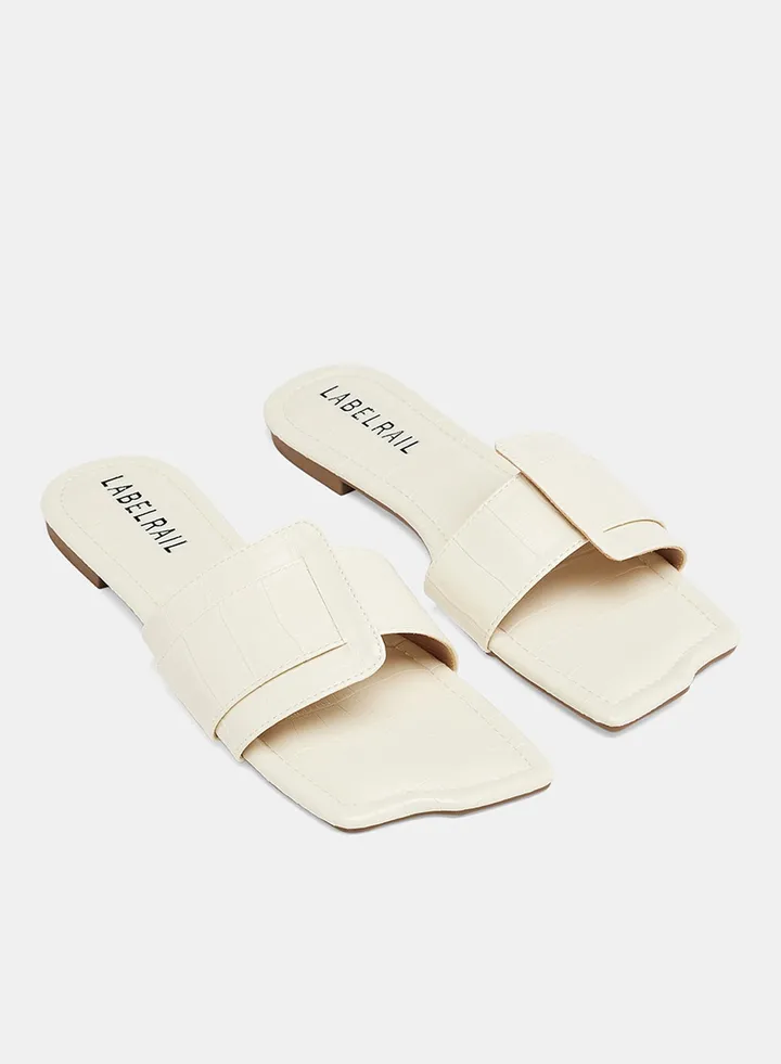Croc Square Flat Sandals