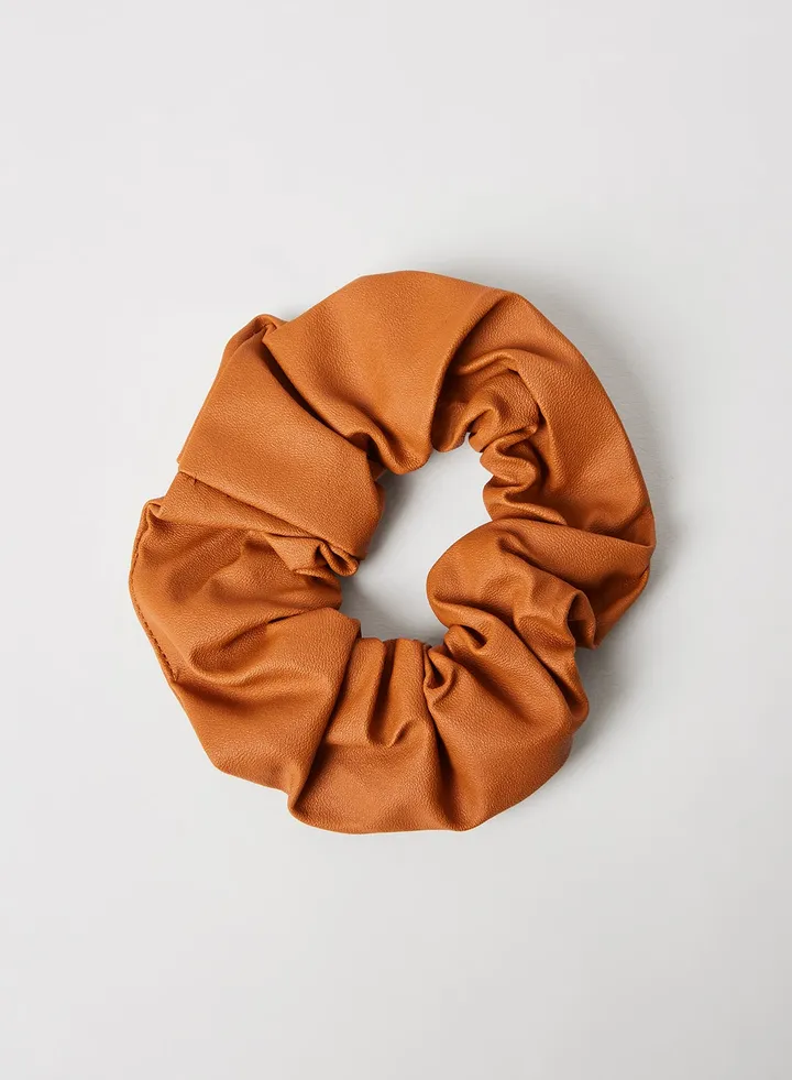 Basic Lousie Scrunchie