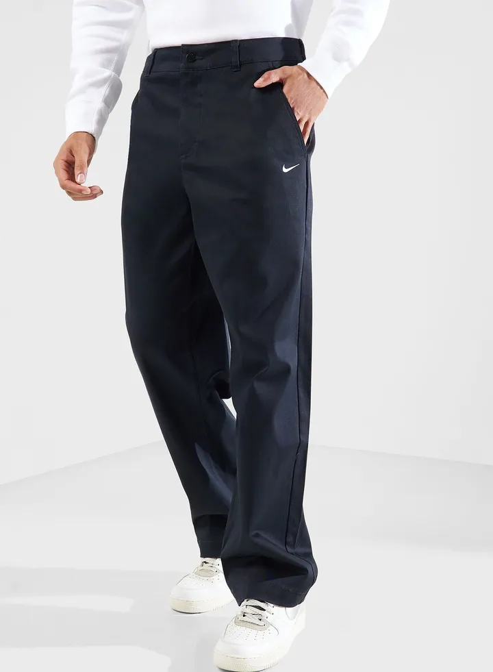 Essential Chino Pants