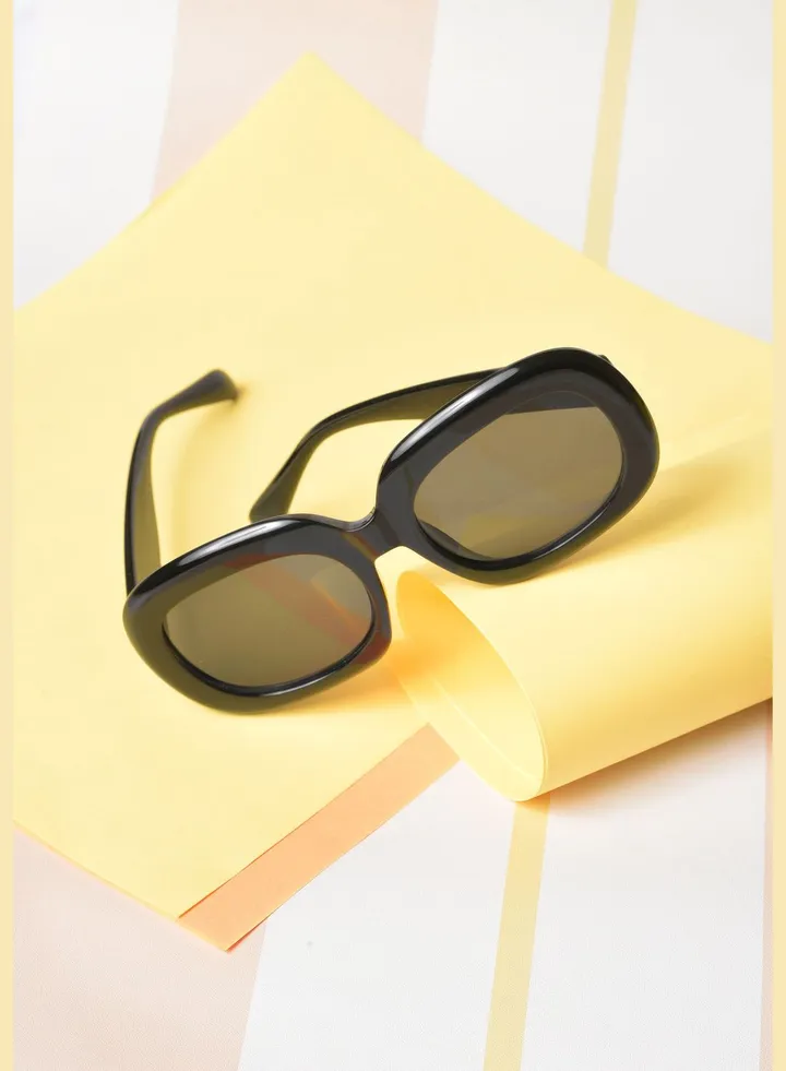 Men Black Lens Black Oversized Sunglasses