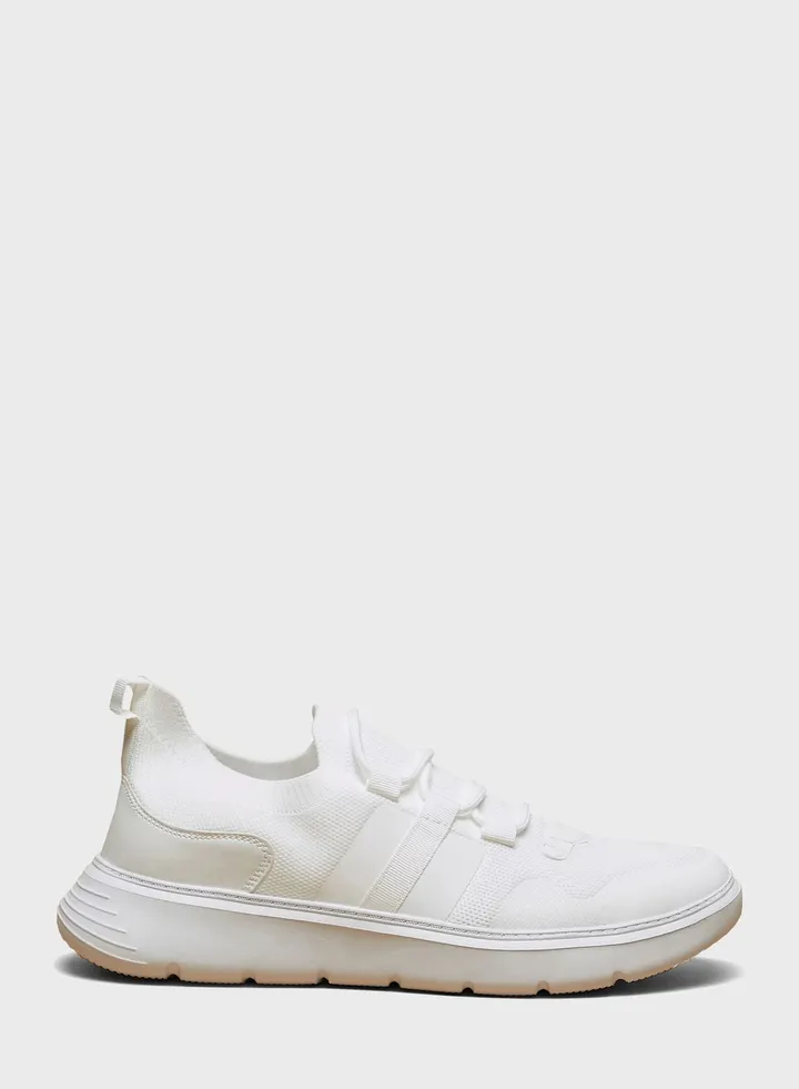 Casual Lace Up Low Top Sneakers