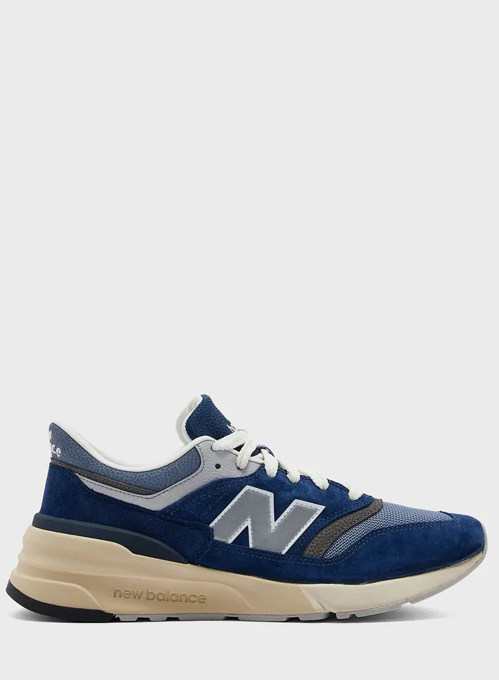997R Low Top Sneakers