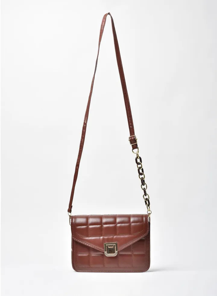 Quilted Pattern Half Chain Strap Crossbody Bag