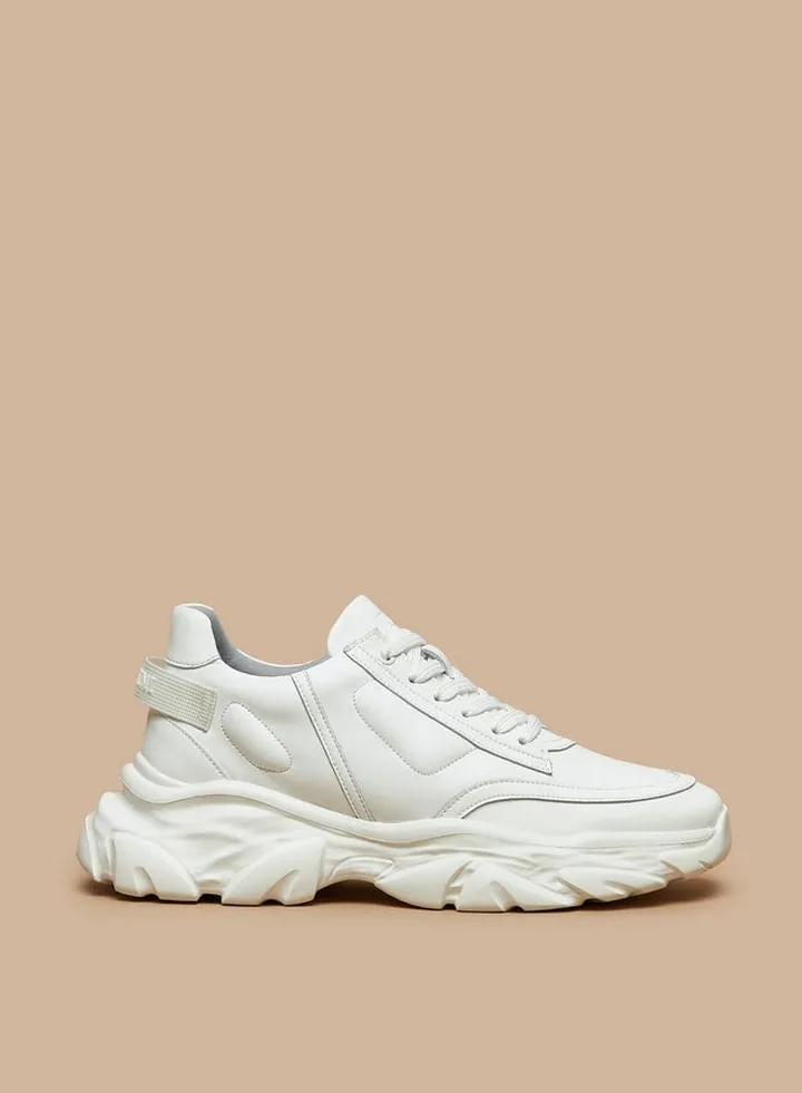 Men's Solid Lace-Up Sports Shoes