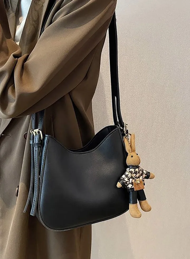 Dual Long Tassel Shoulder Bag