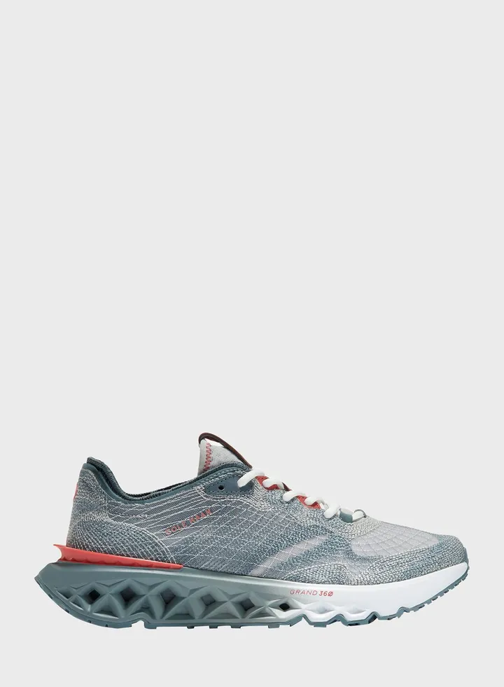 Casual Low Top Sneakers