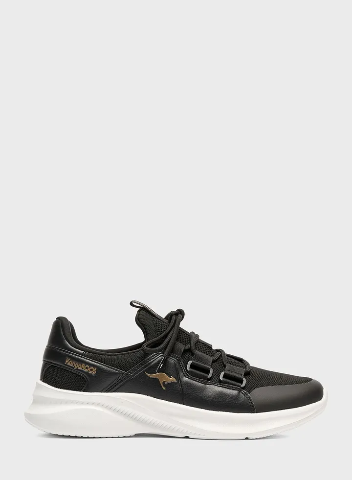 Casual Sneakers