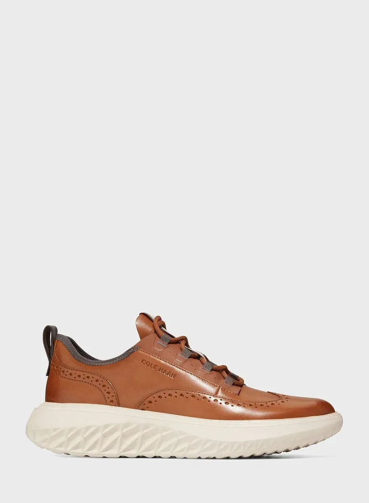 Casual Low Top Sneakers
