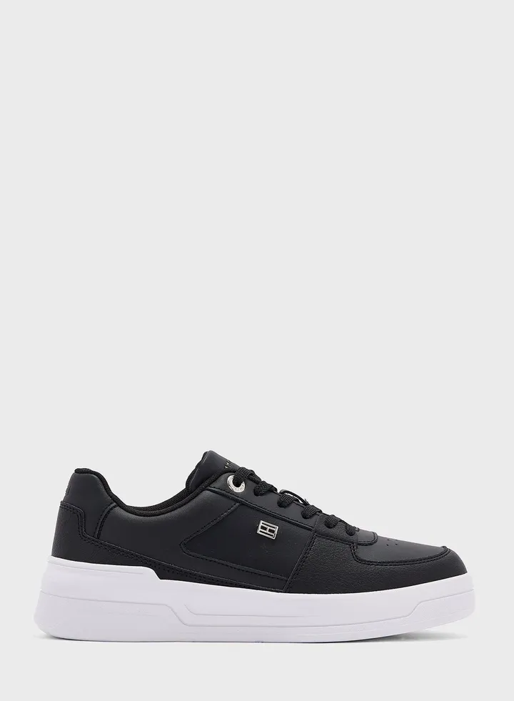 Essential Retro Basket Low Top Sneakers