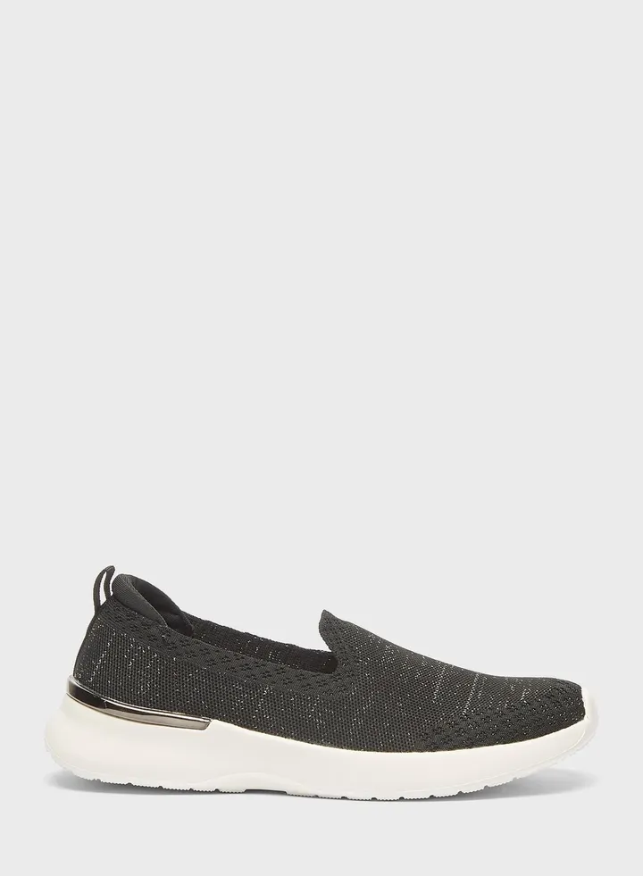 Lace Up Low Top Sneakers