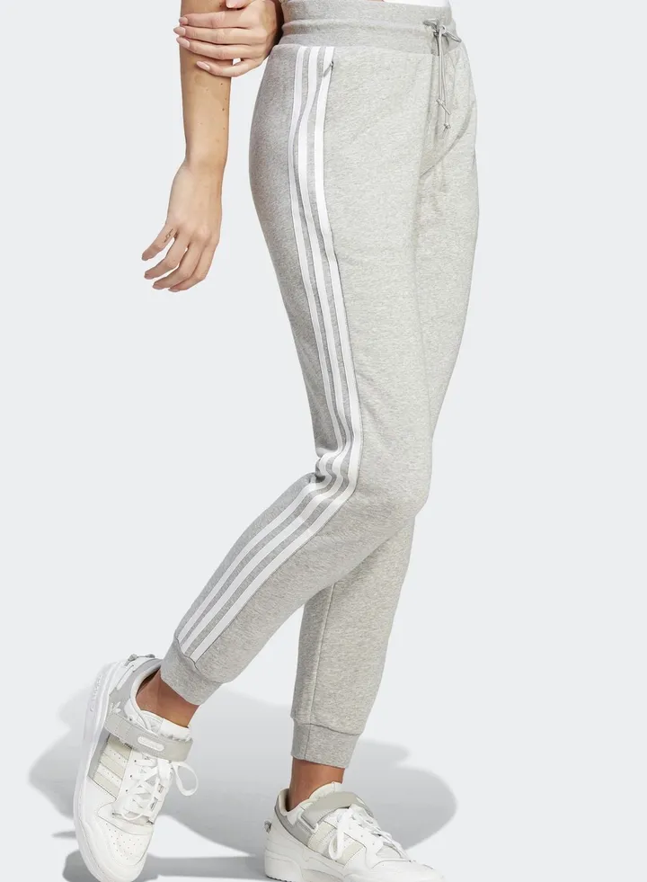 Essential Slim Pants