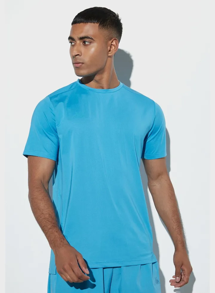 Cut And Sew Mesh Detail Performance T-Shirt