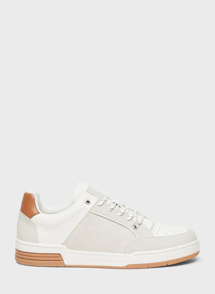 Casual Low-Top Sneakers