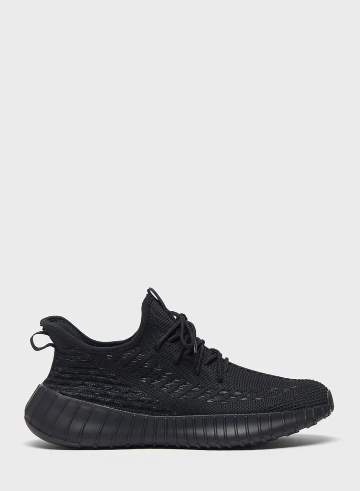 Casual Low Top Sneakers