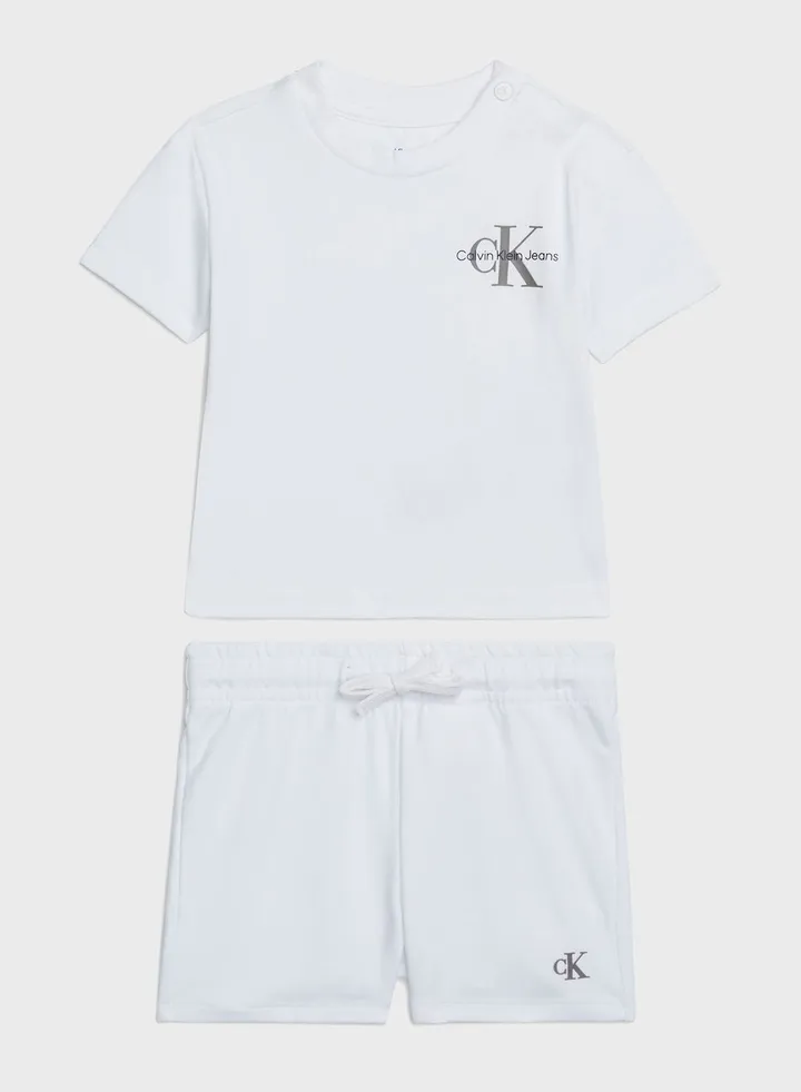 Kids Gradient Logo T-Shirt & Shorts Set