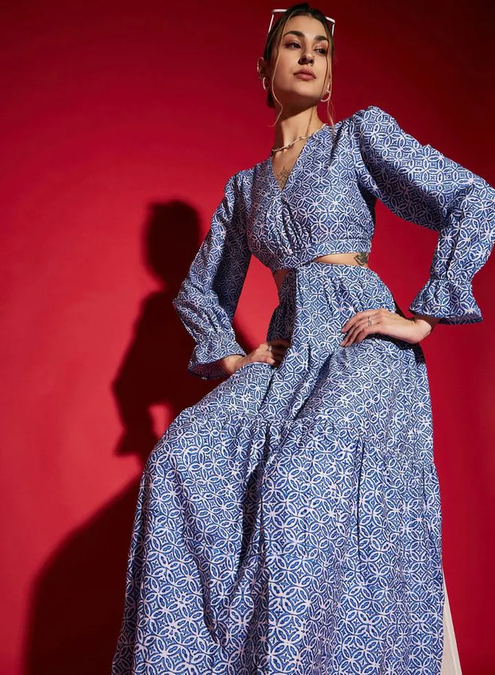 Cut Out Detail AOP A-Line Maxi Dress