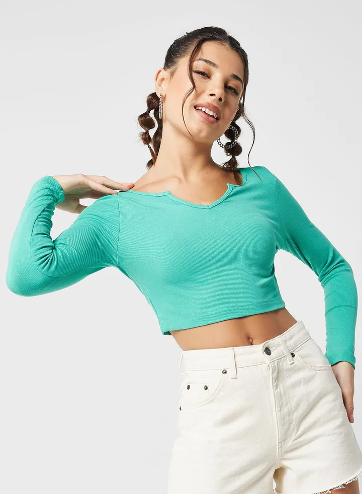 Cropped V Notch Tshirt