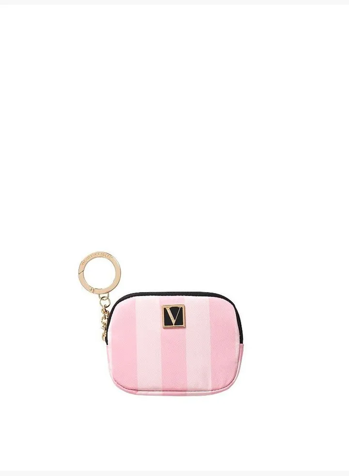 The Victoria Essential Pouch