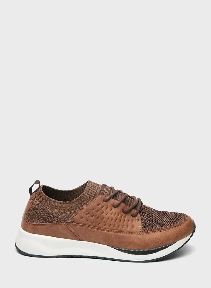 Casual Low Top Sneakers