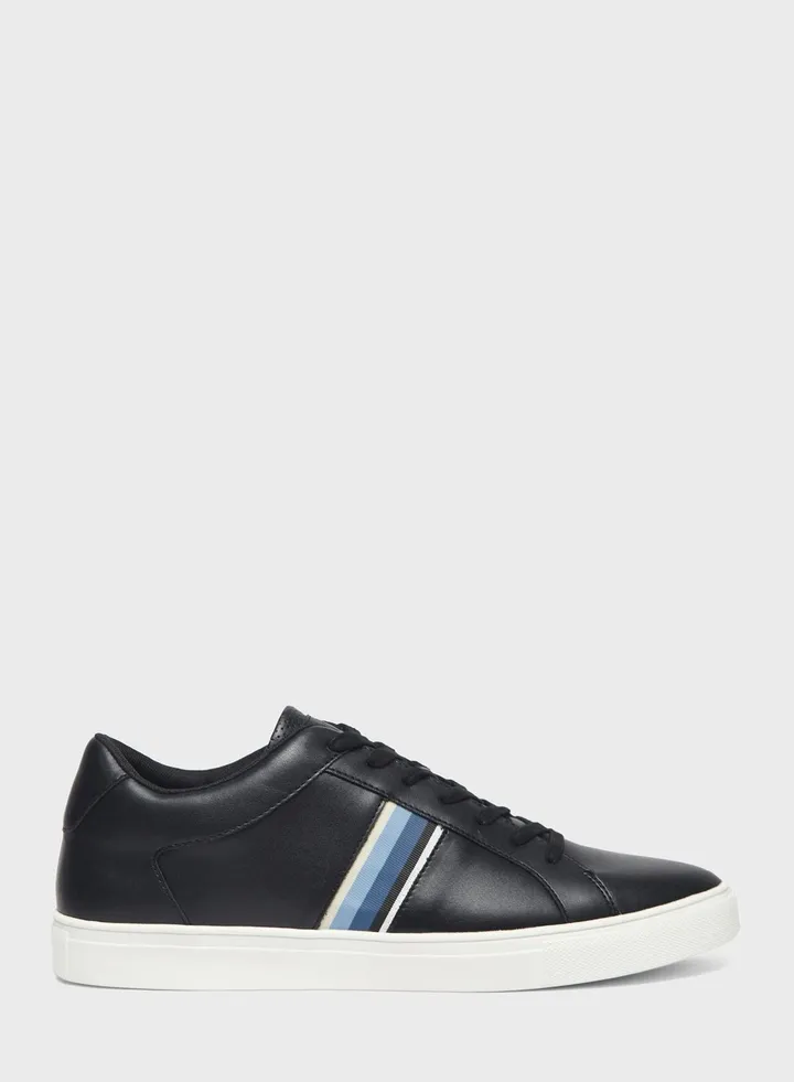Casual Stripe Low Top Sneakers