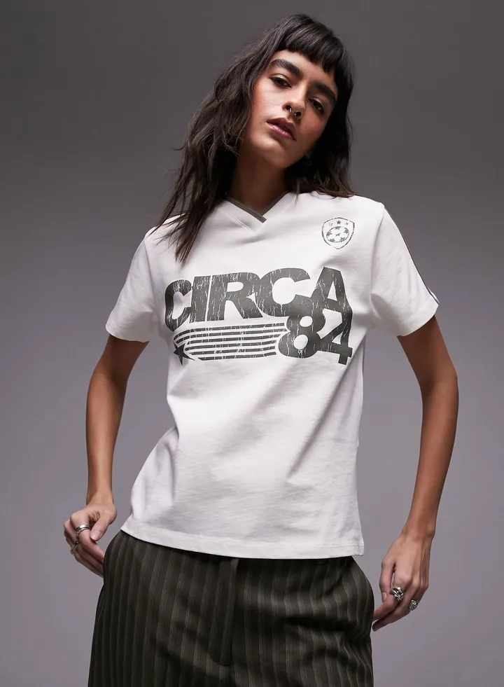 Crew Neck Graphic T-Shirt