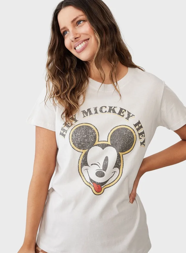 Crew Neck Graphic T-Shirt
