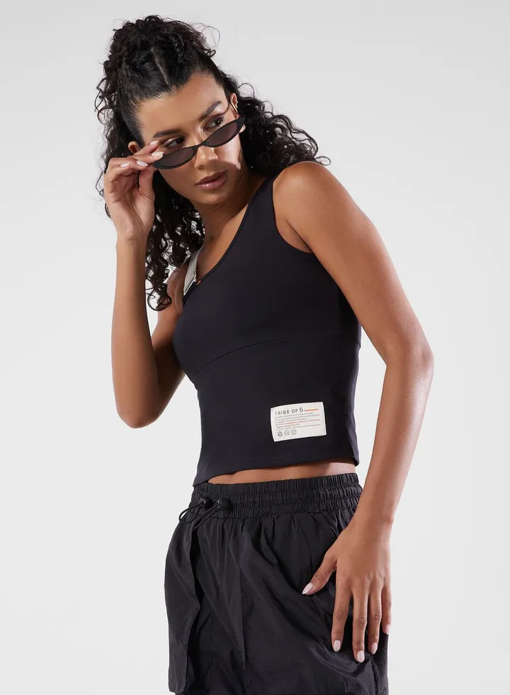 Adlyn 002 T-Shirt