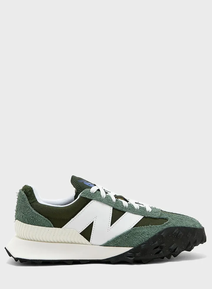 Xc72 Low Top Sneakers