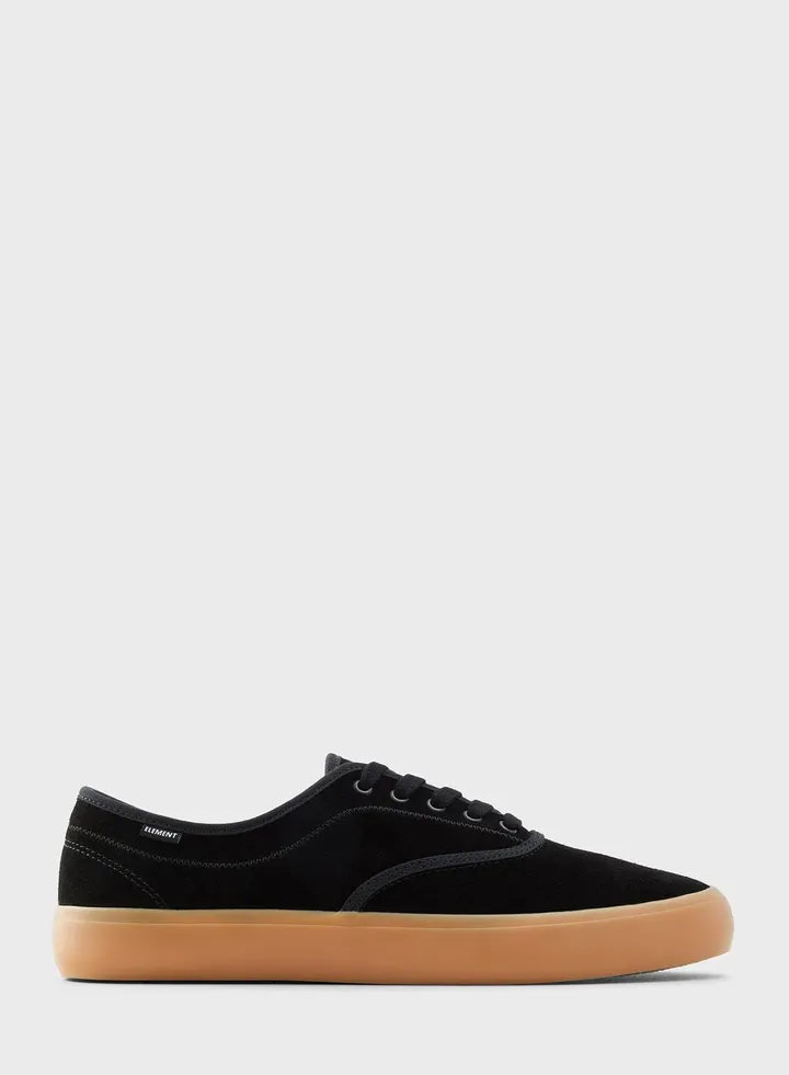 Passiph Low Top Sneakers