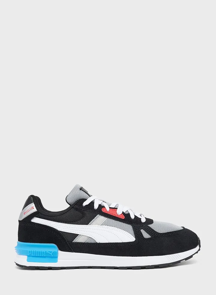 Graviton Pro Sneakers