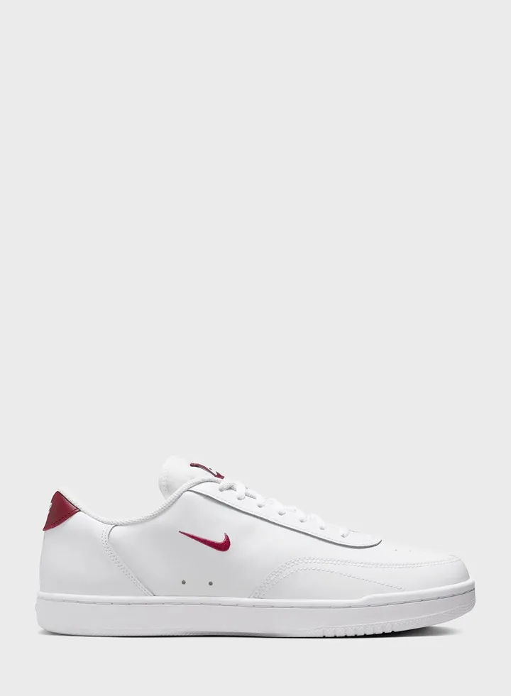 Court Vintage