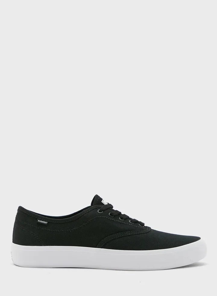 Casual Low Top Sneakers
