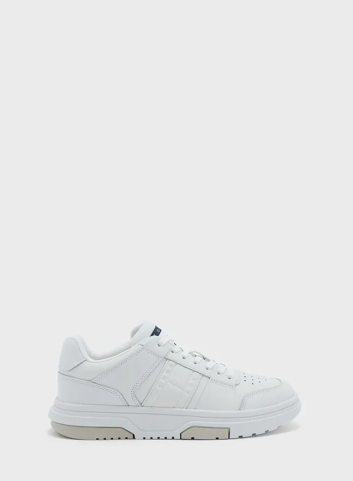 The Brooklyn Low Top Sneakers