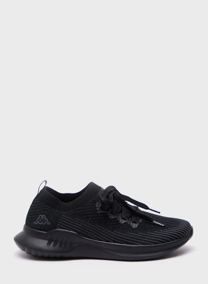 Women's Sports Shoes
